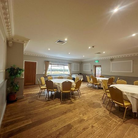 The Corbet Arms Hotel Uffington  Exterior photo