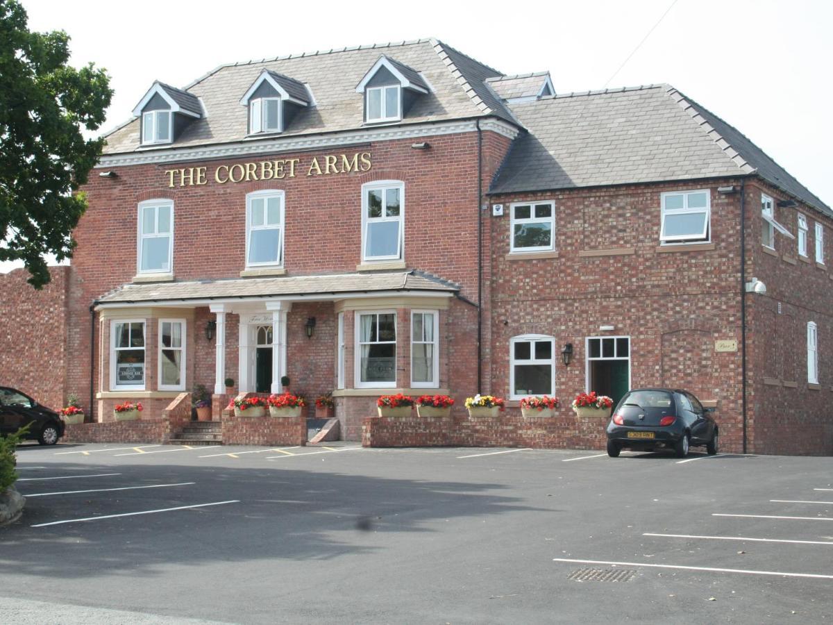 The Corbet Arms Hotel Uffington  Exterior photo