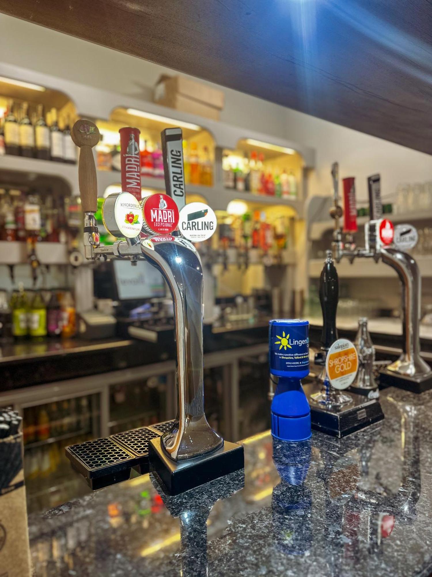 The Corbet Arms Hotel Uffington  Exterior photo